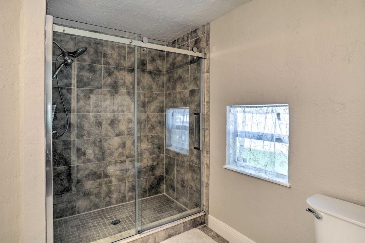 סיינט פיטרסברג Pet-Friendly Gulfport Home Less Than 2 Mi To Beach מראה חיצוני תמונה